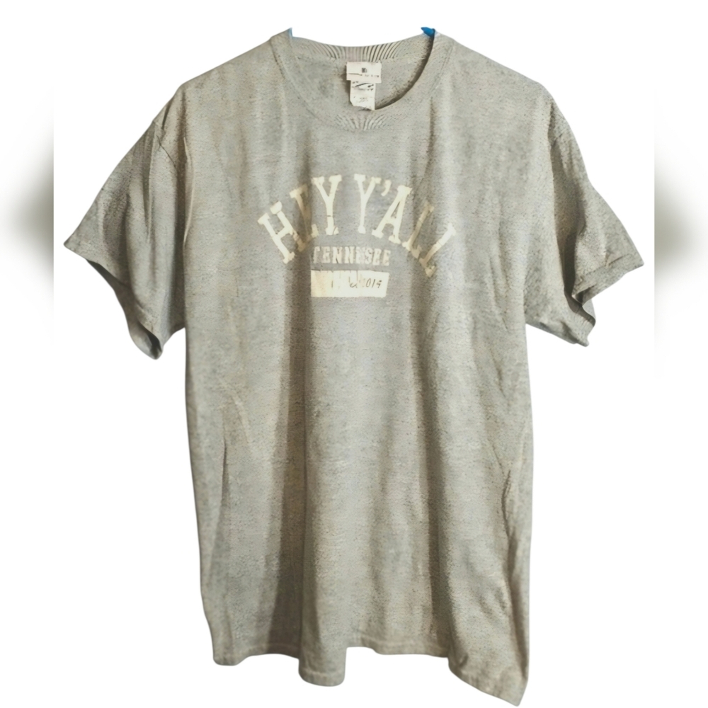 Hey Y'all Tennessee Graphic Tee by Paula Deen in Light Heathered Gray & White
